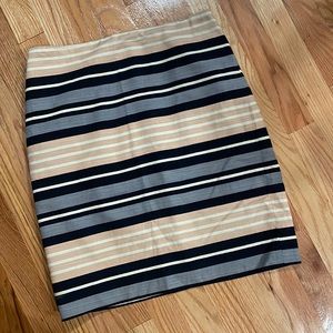 Ann Taylor, size 6, professional, fully lined. Colors-black, grey, peach tan.